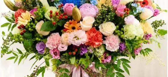 Grand Flower Basket