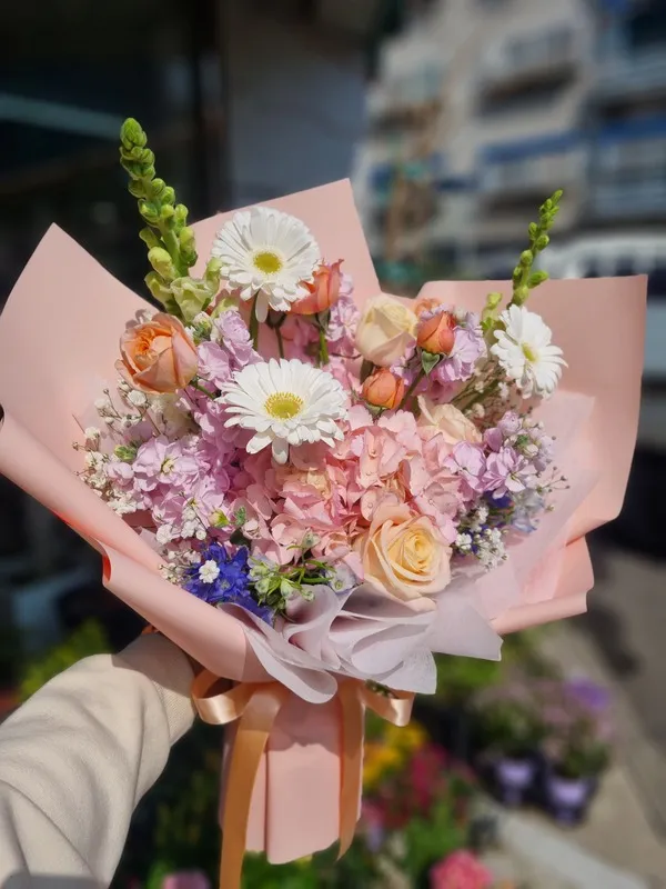 Hand-tied bouquet