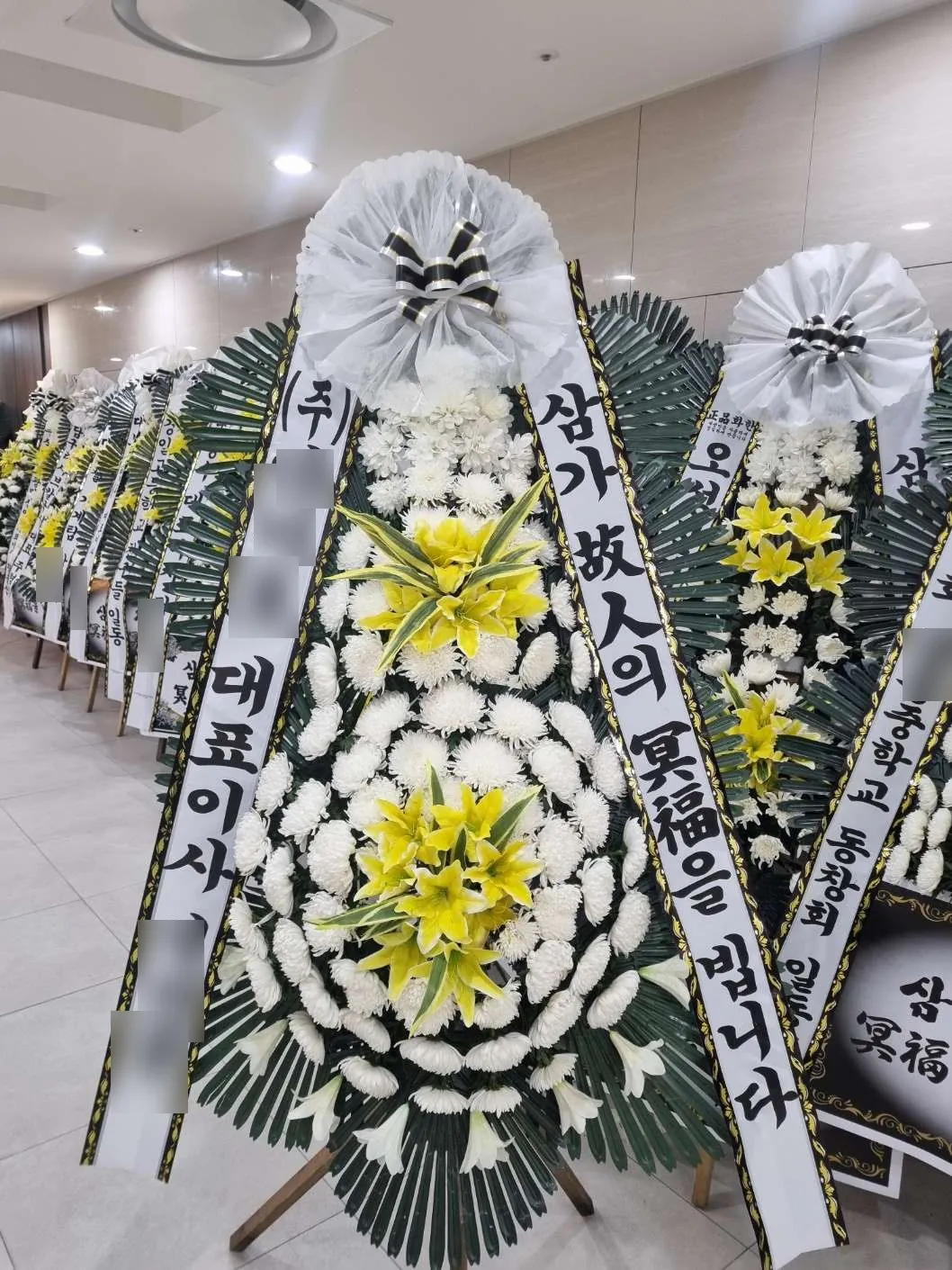 창원 한마음병원 장례식장에 배송한 근조화환 실물 사진 5